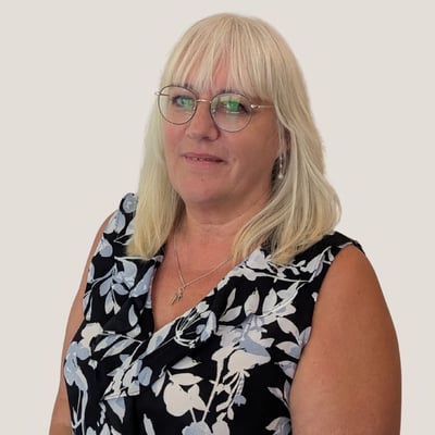 Val Richardson Headshot
